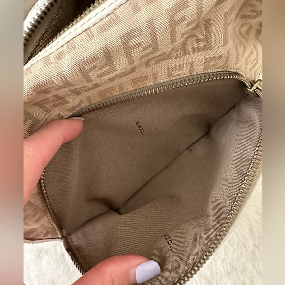 SOLD Fendi hobo shoulder bag Leather/Canvas - Picture 9 of 10